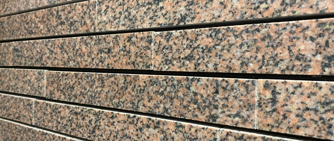 St. Anton natuursteenstrips roze gezoet